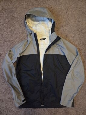 The North Face Men's Size Small Gray Black Hooded Windbreaker Fall Jacket